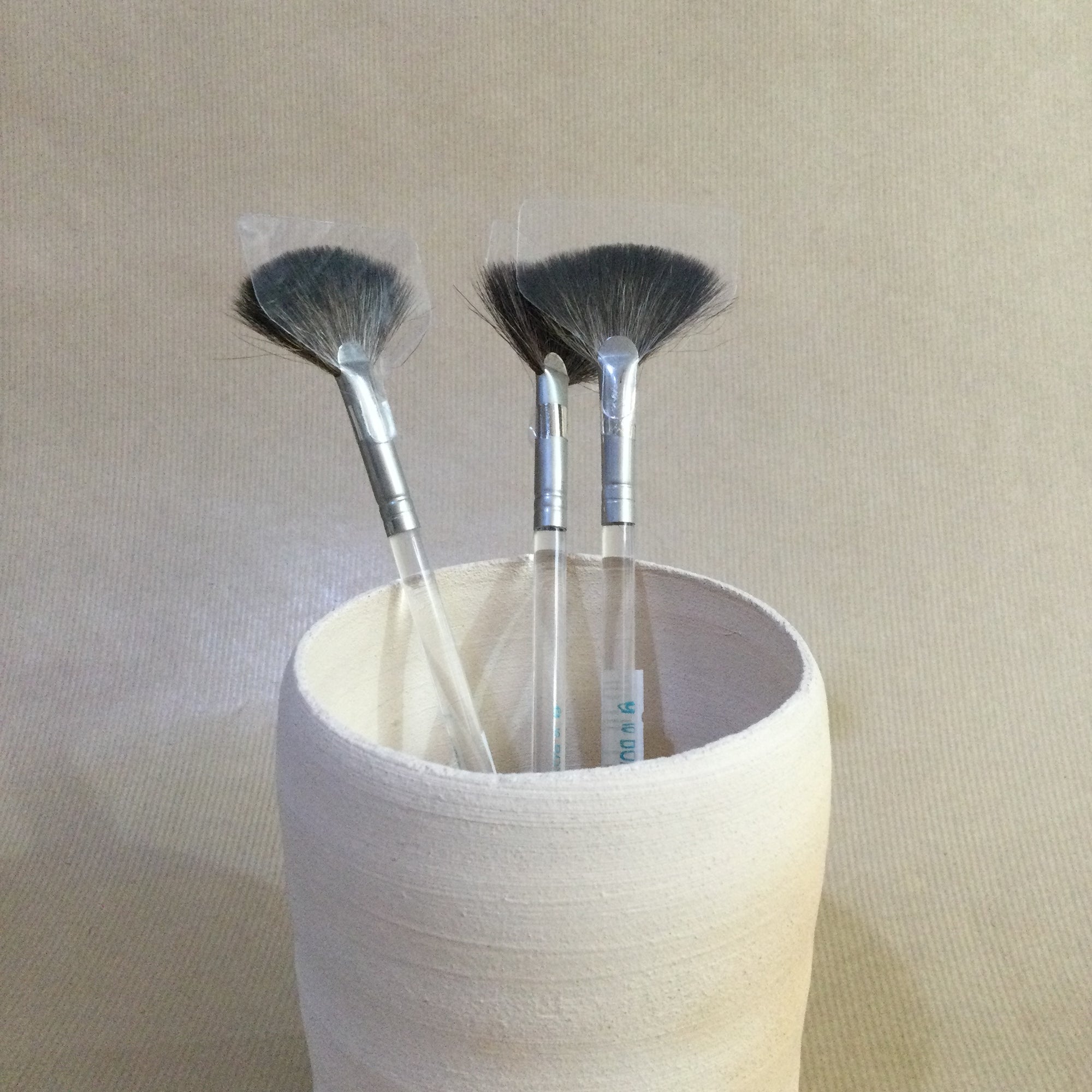 Aqualon Speciality - No 6 Soft Fan Brush