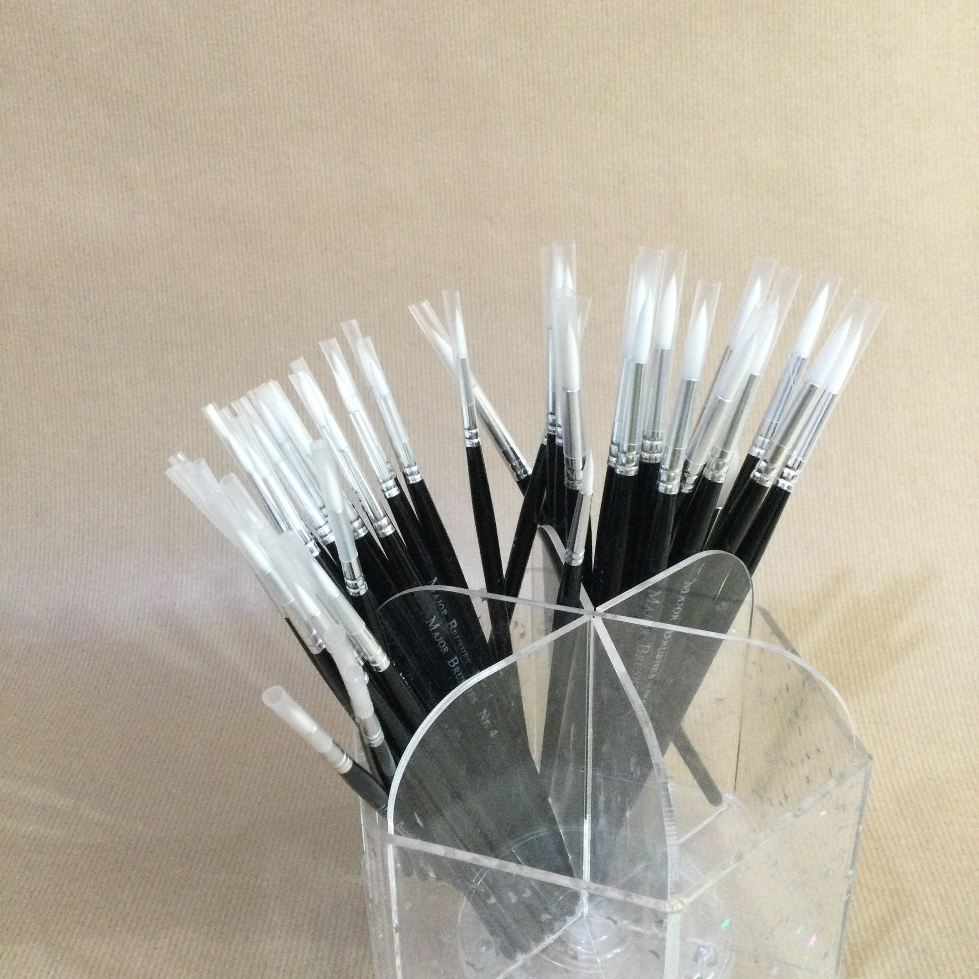Major Brushes paint brushes