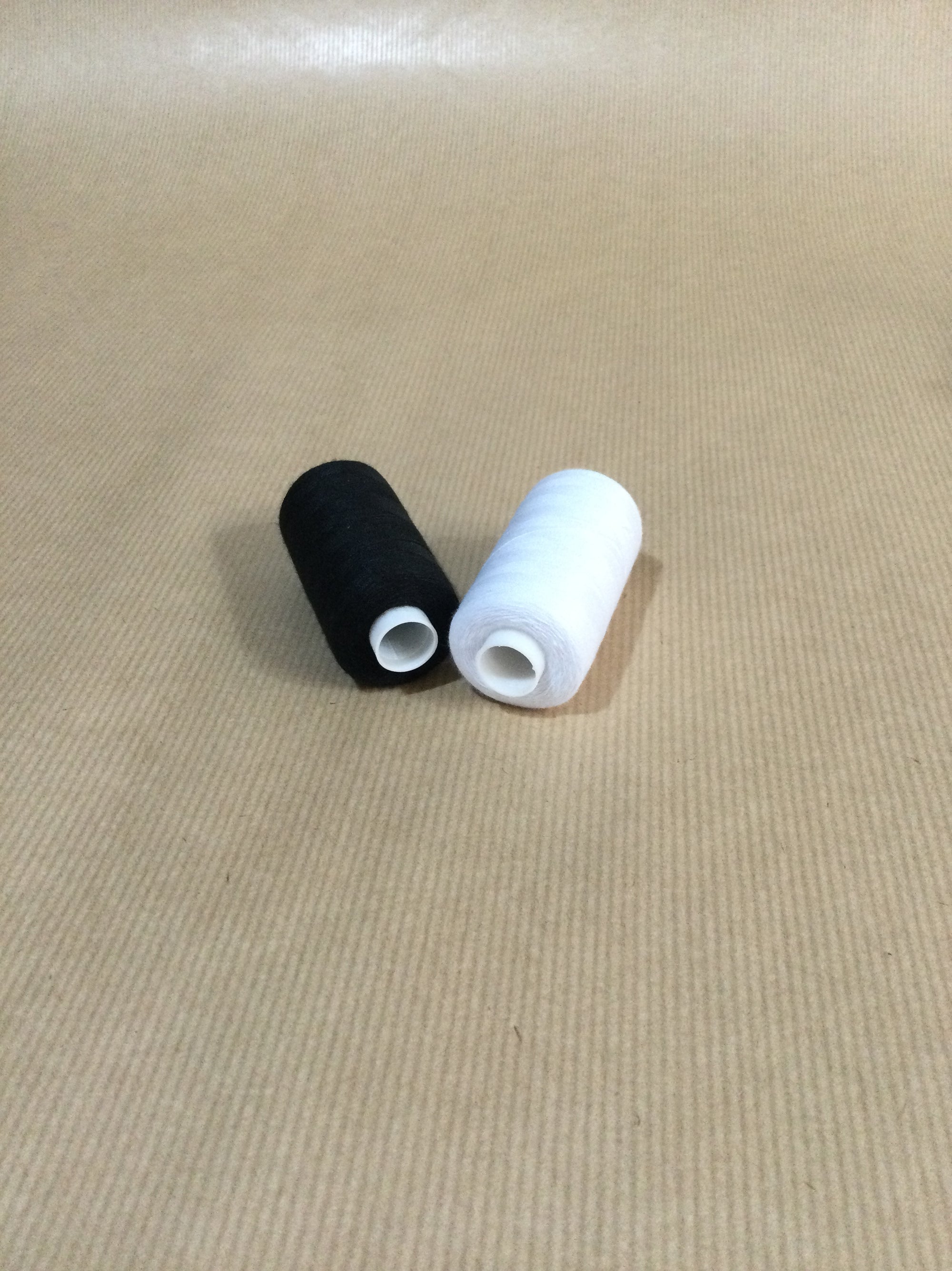 Thread in Black and White - 500m Spool