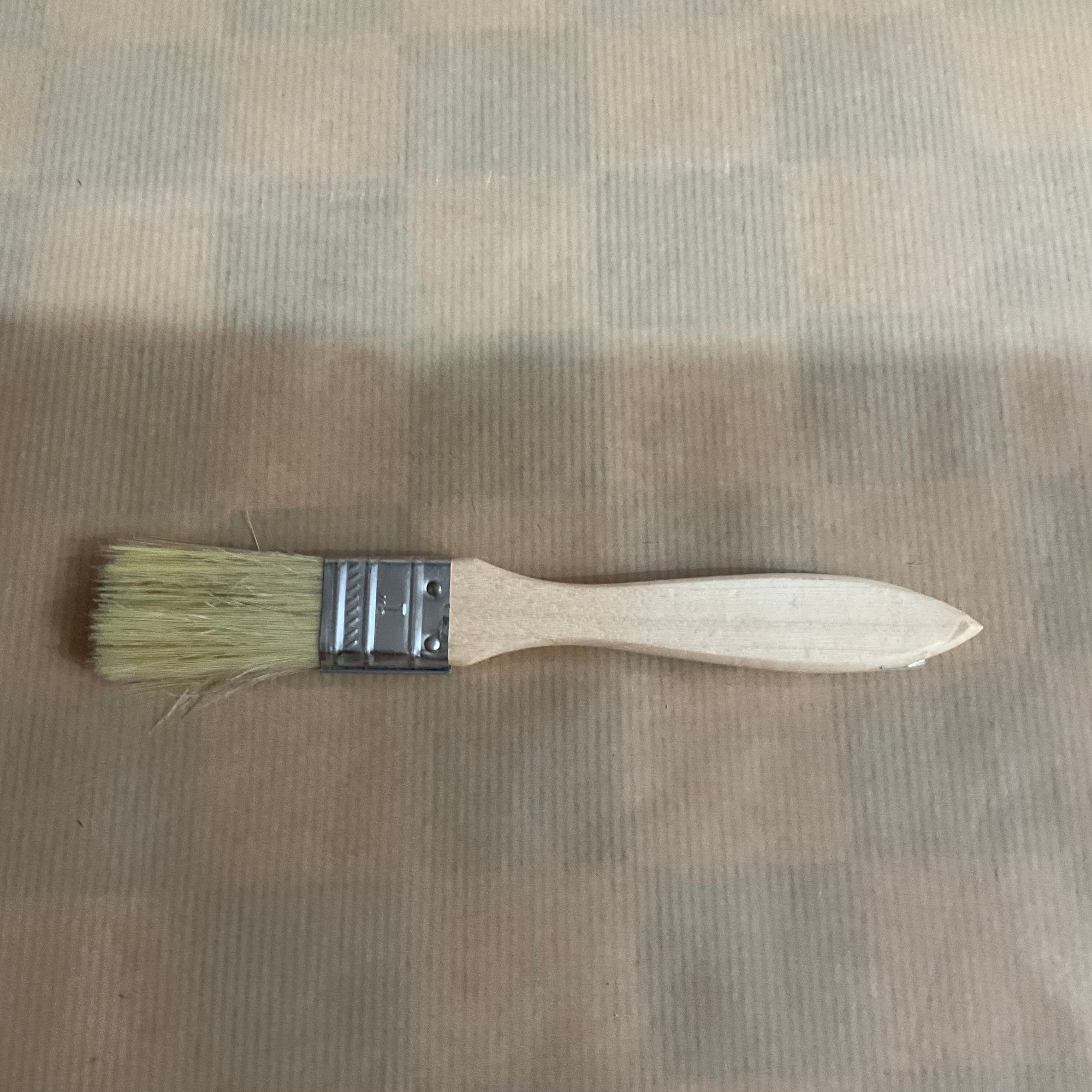 Wooden handle paintbrushes