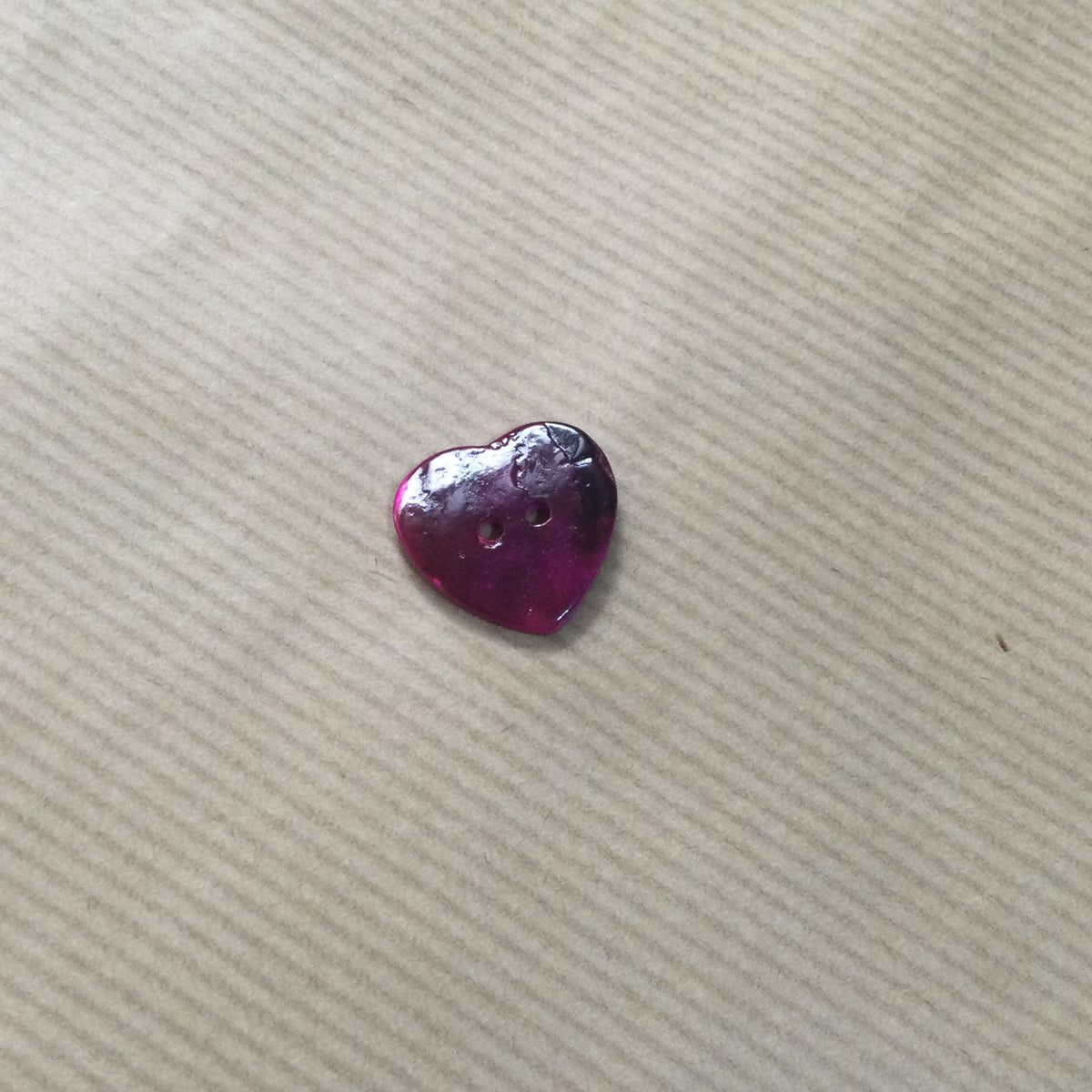 Heart shaped buttons - pearlescent pink