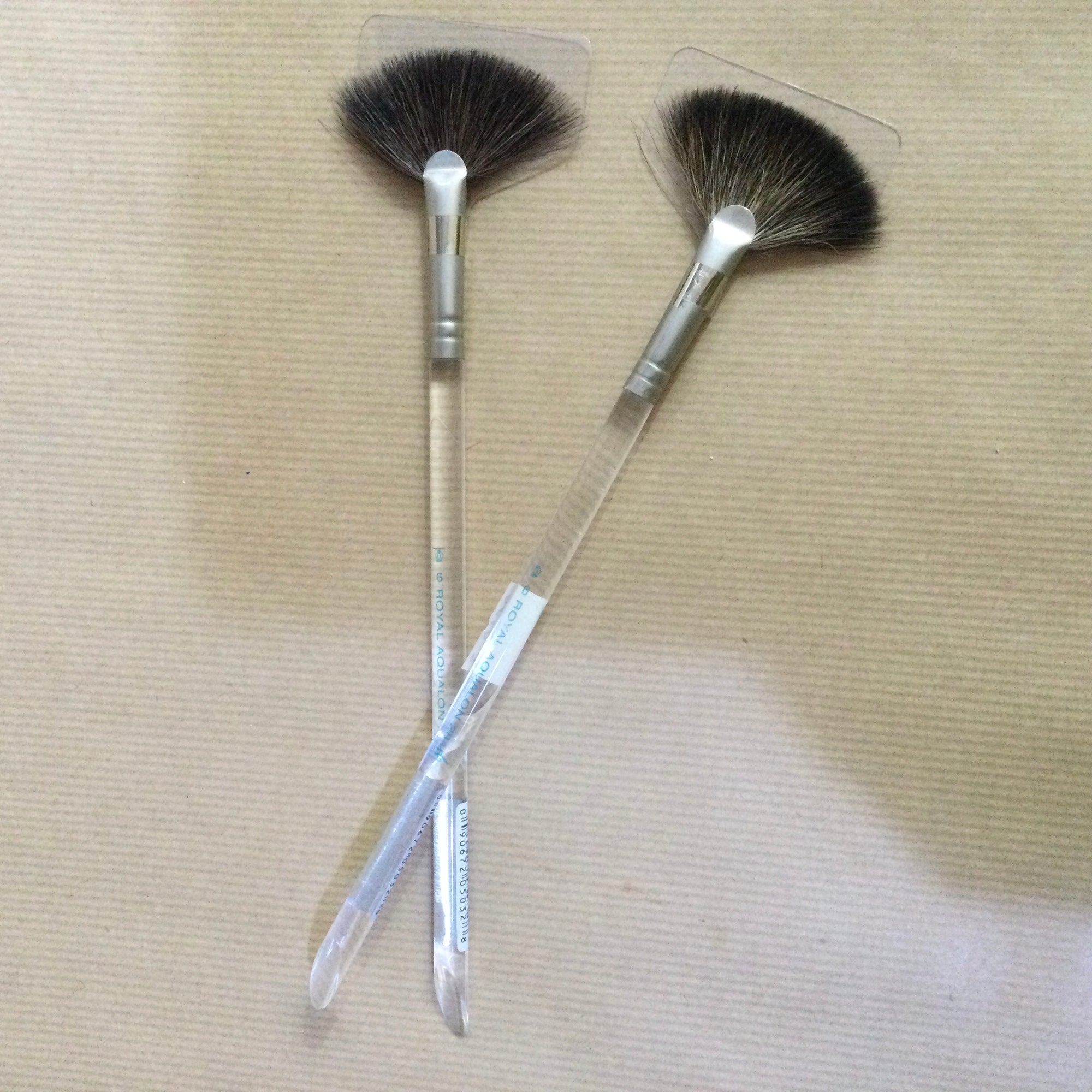 Aqualon Speciality - No 6 Soft Fan Brush