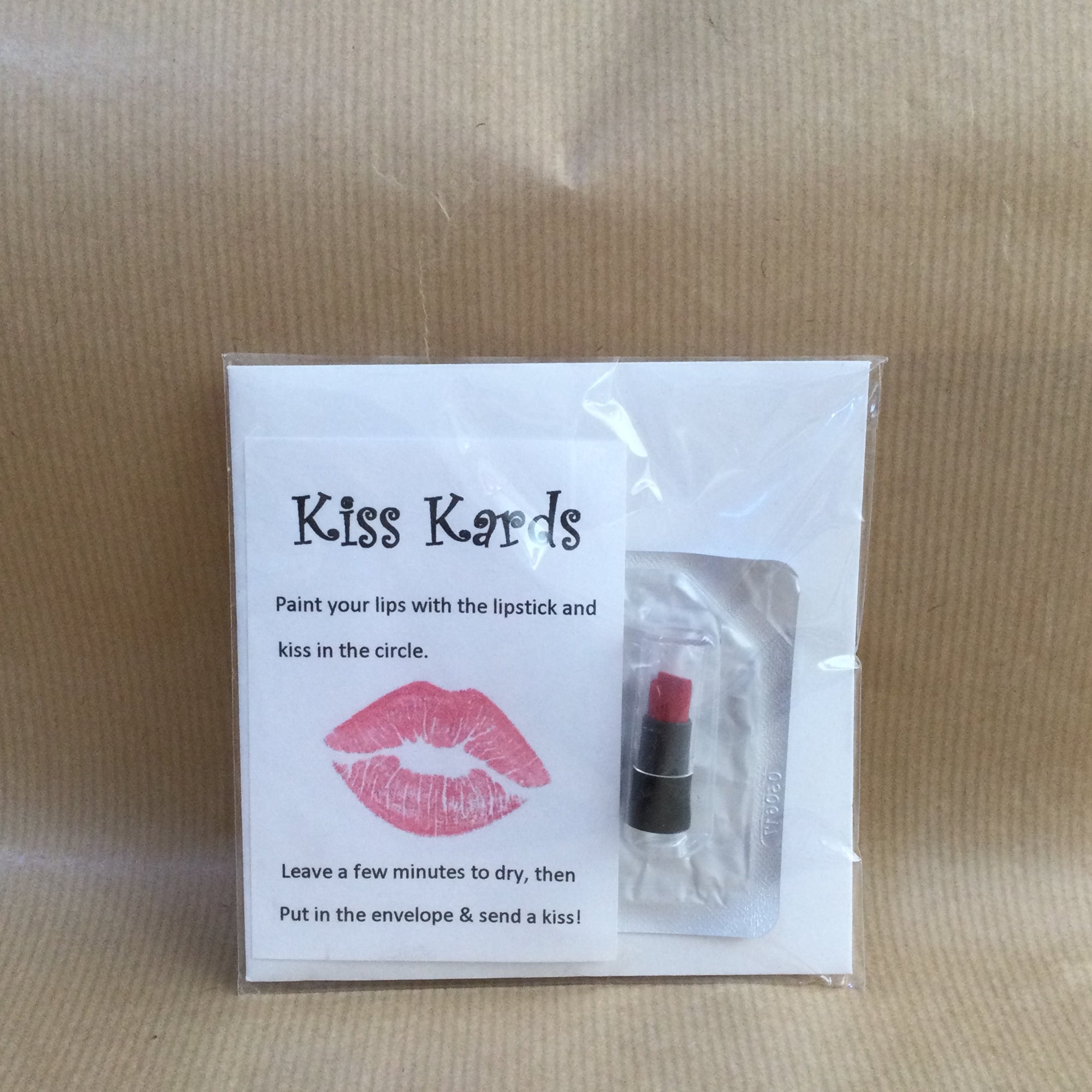 Kiss Kards