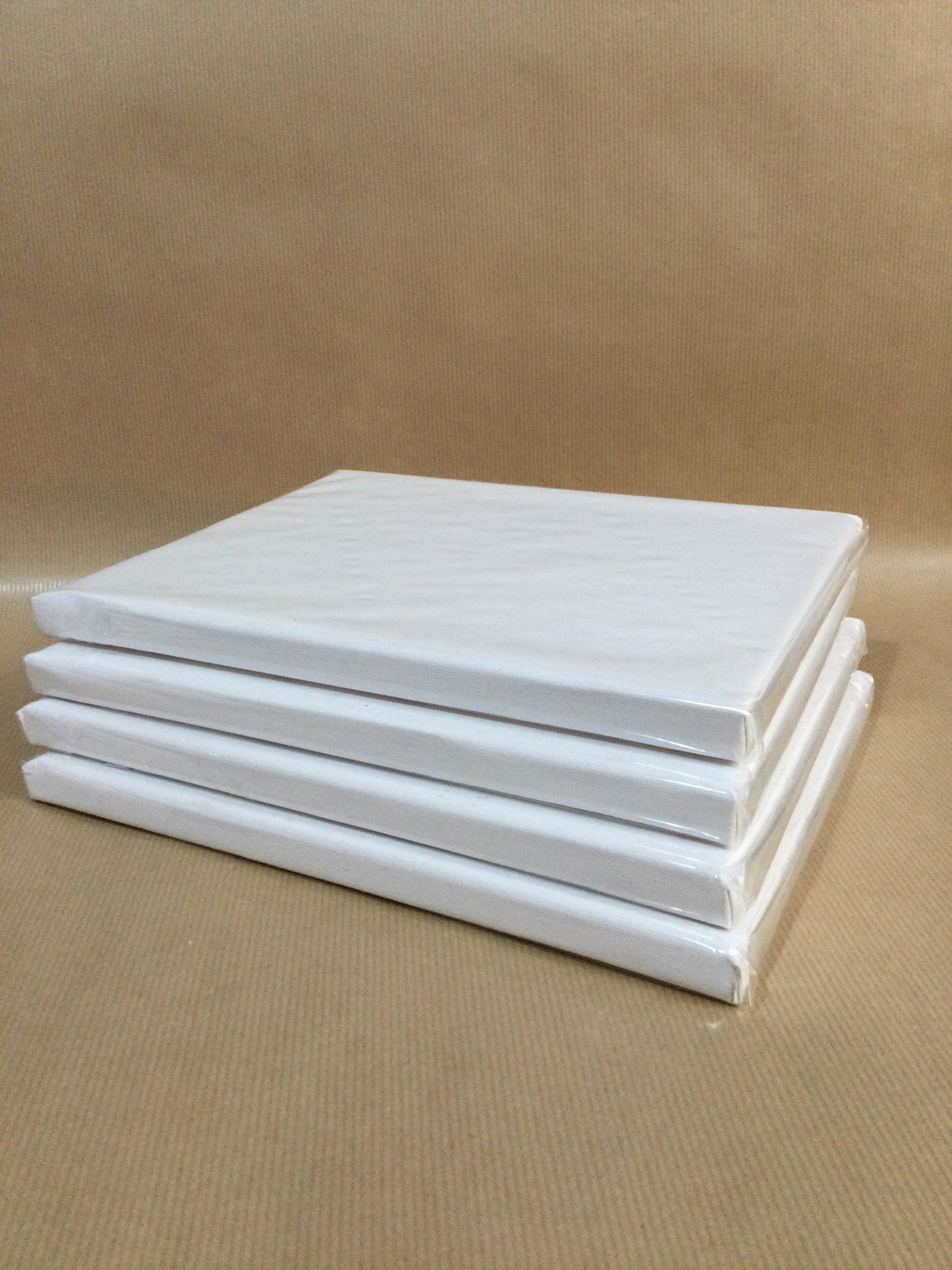 Blank canvas 20cm x 25cm