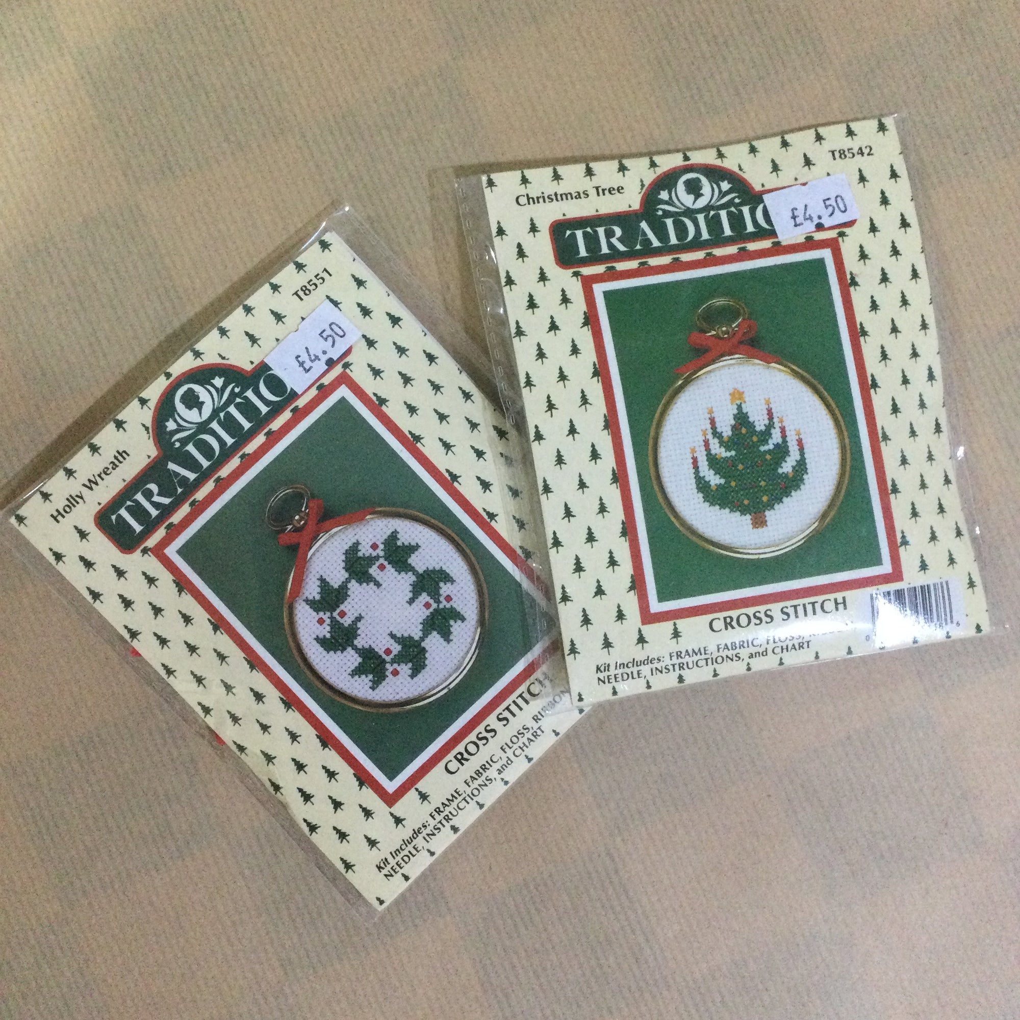 Traditional Christmas Cross Stitch kit
