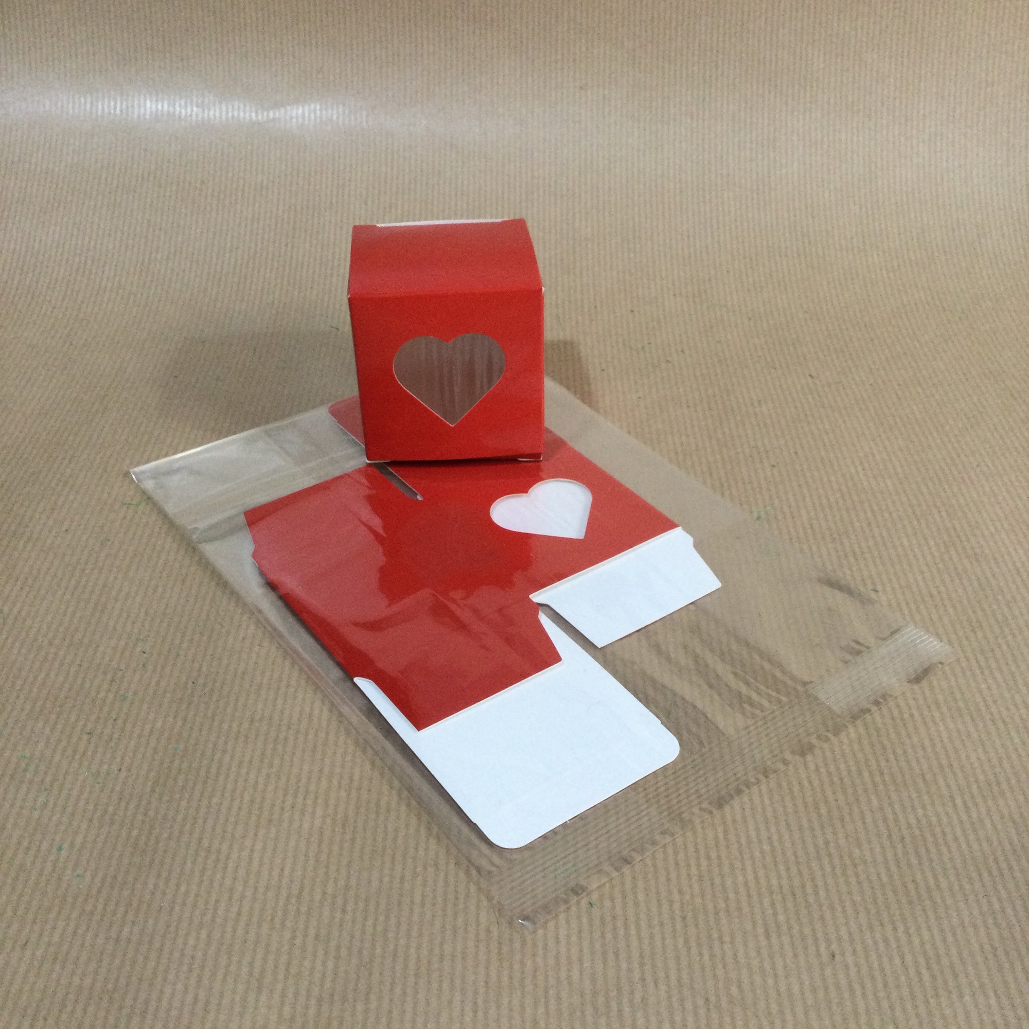 Heart cut out mini gift boxes