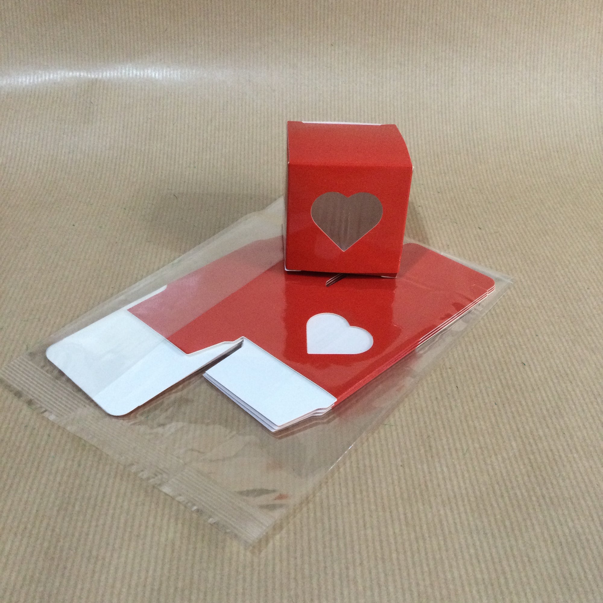 Heart cut out mini gift boxes