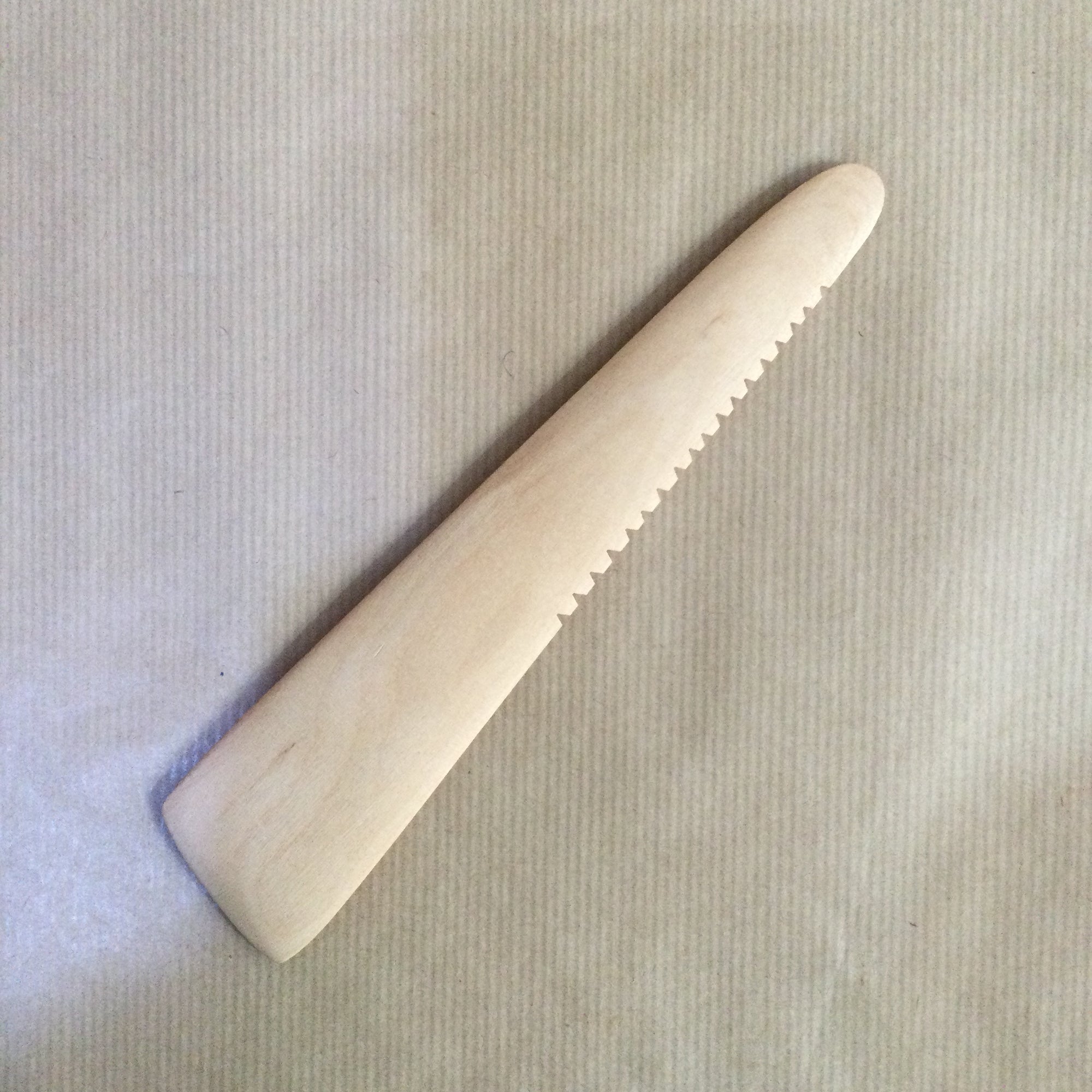 Serrated Wooden Texture Kidney Modelling Tool