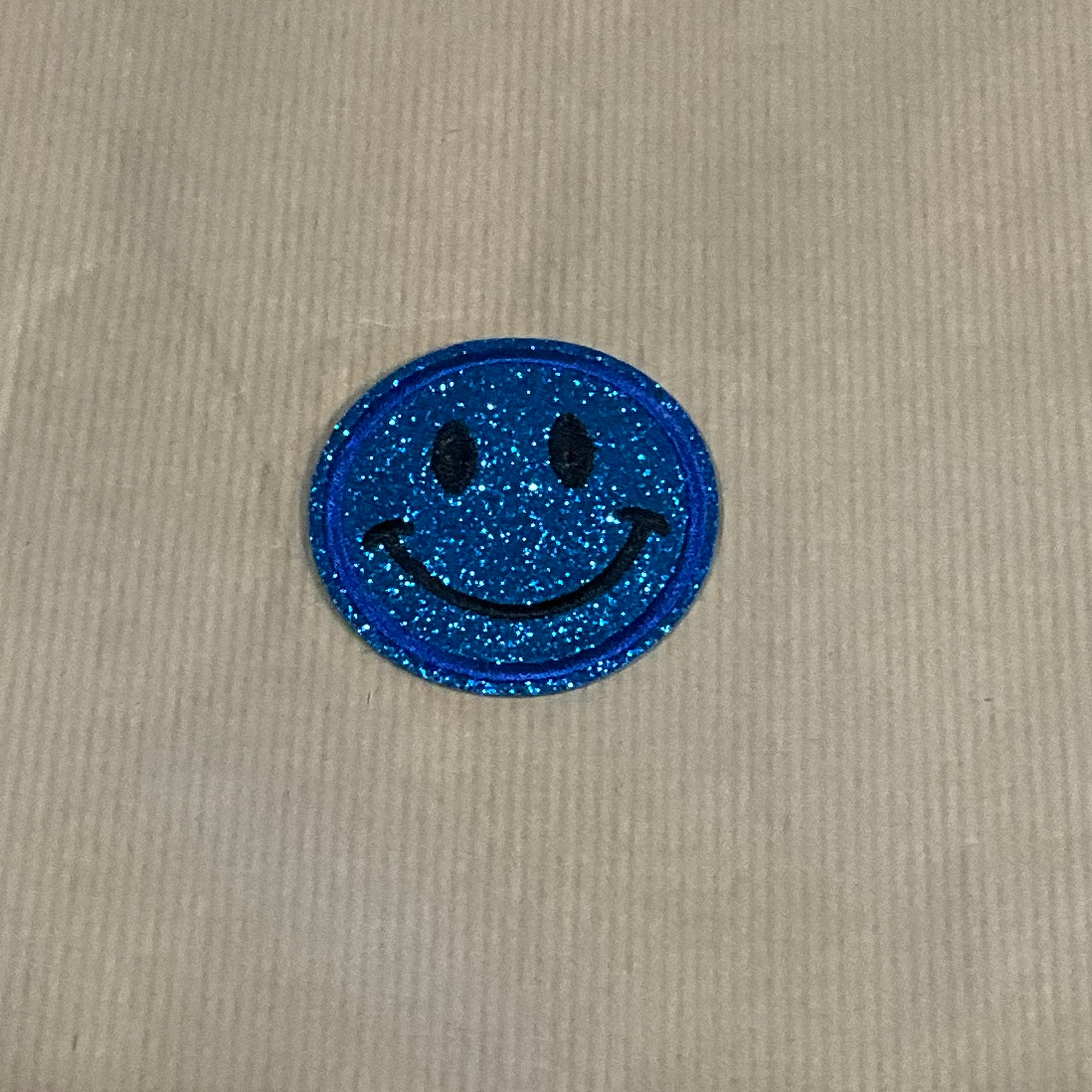 Glittery smiley iron-on patches