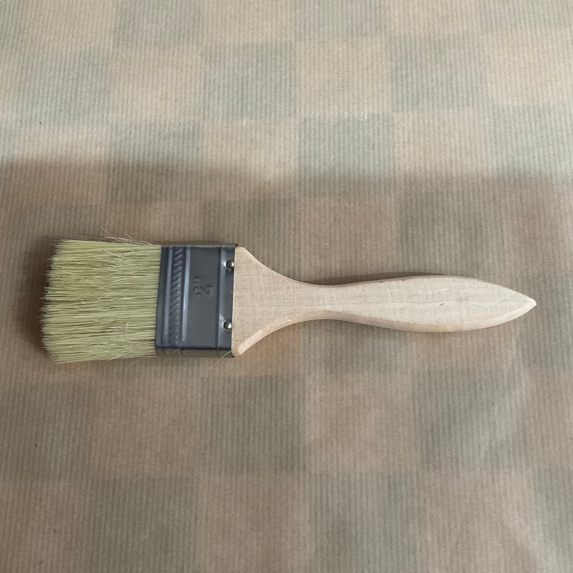 Wooden handle paintbrushes