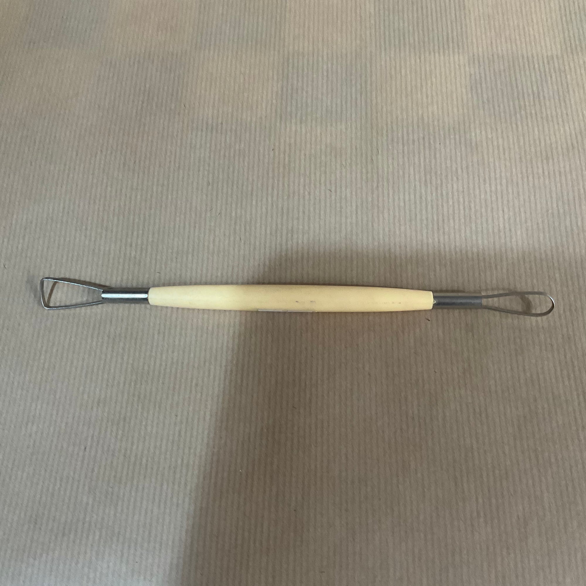 Wooden handle Loop Tool