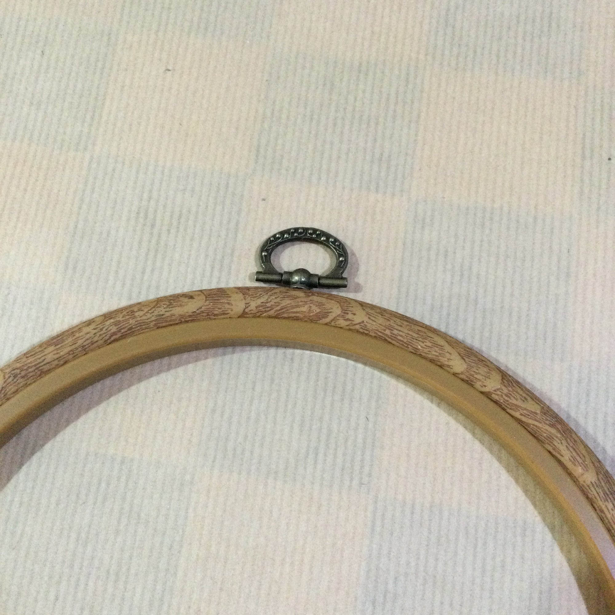 Wood Look Flexible Picture Frame Embroidery Hoop
