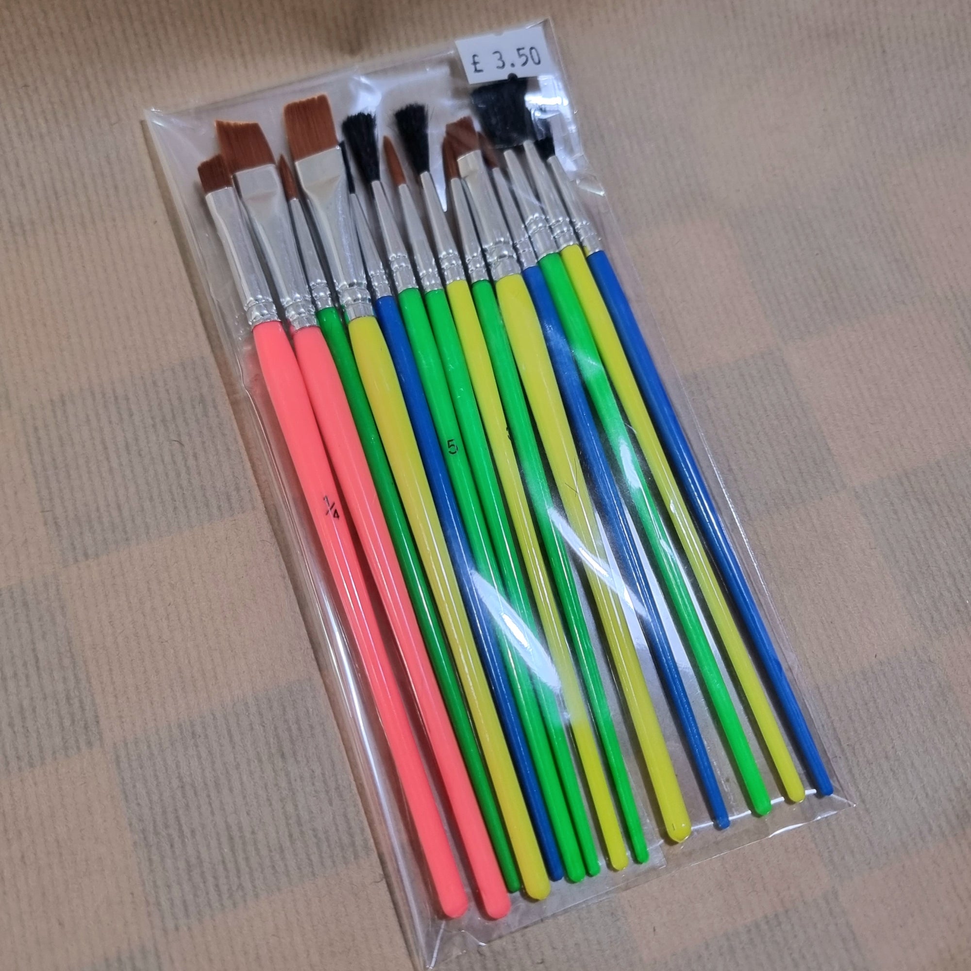 Pack of 14 Assorted Paintbrushes