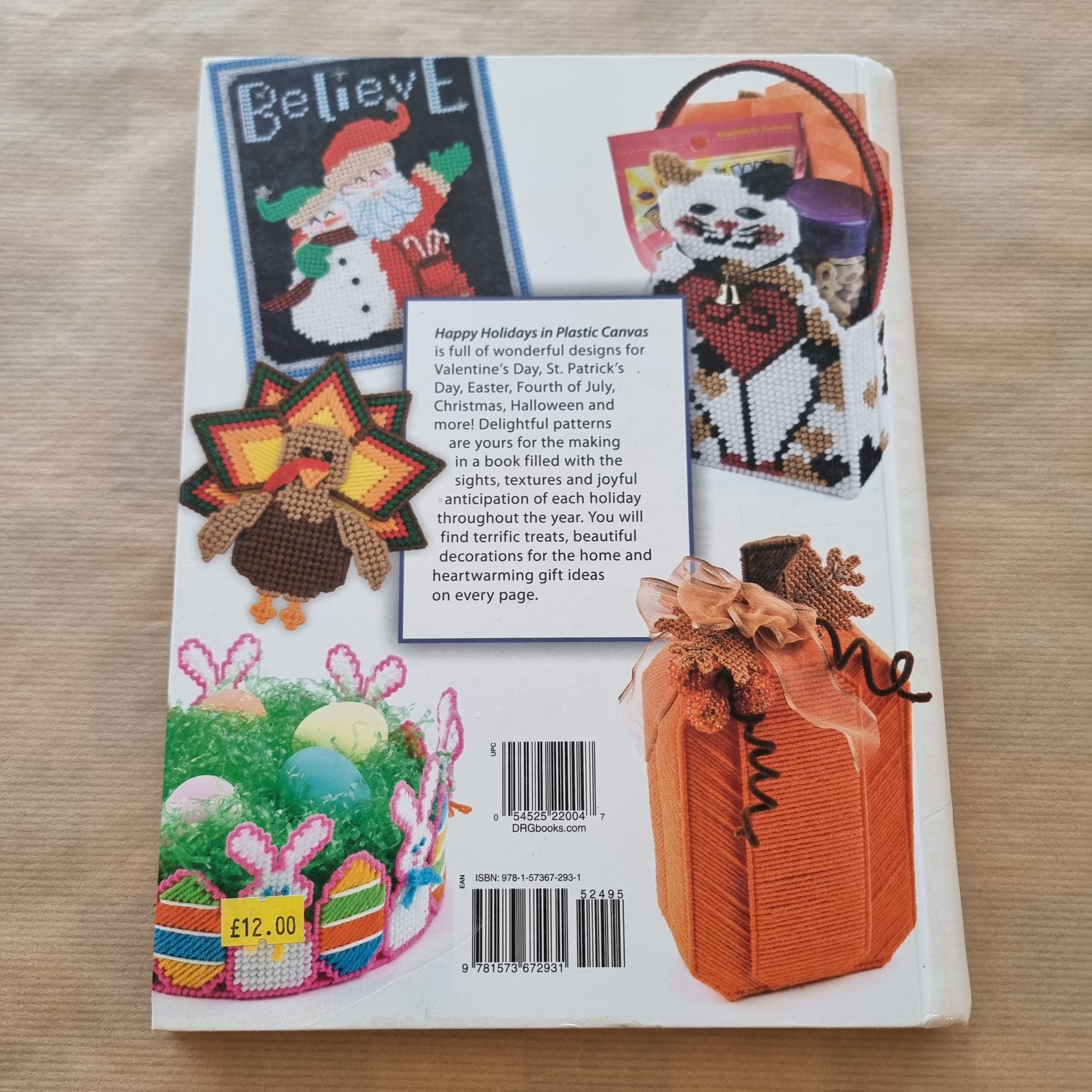 Happy Holidays in Plastic Canvas