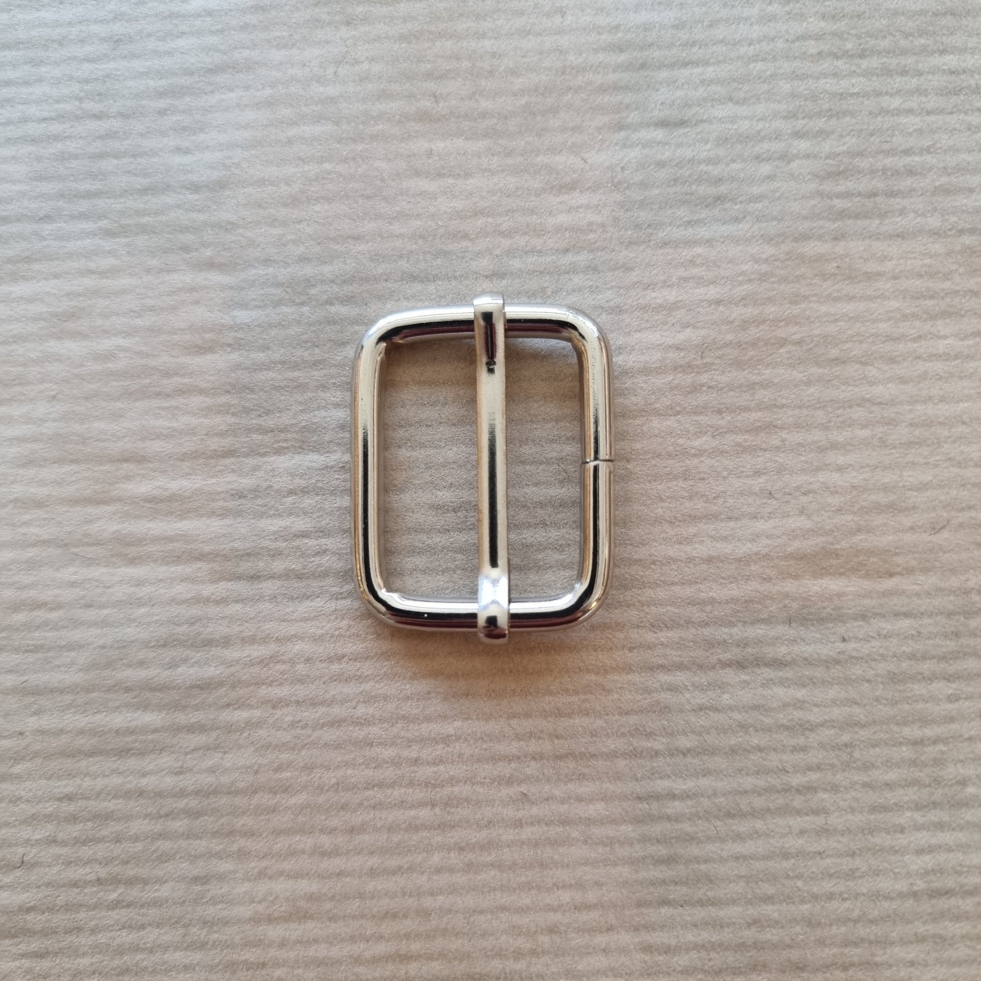 Silver Buckle 25 mm