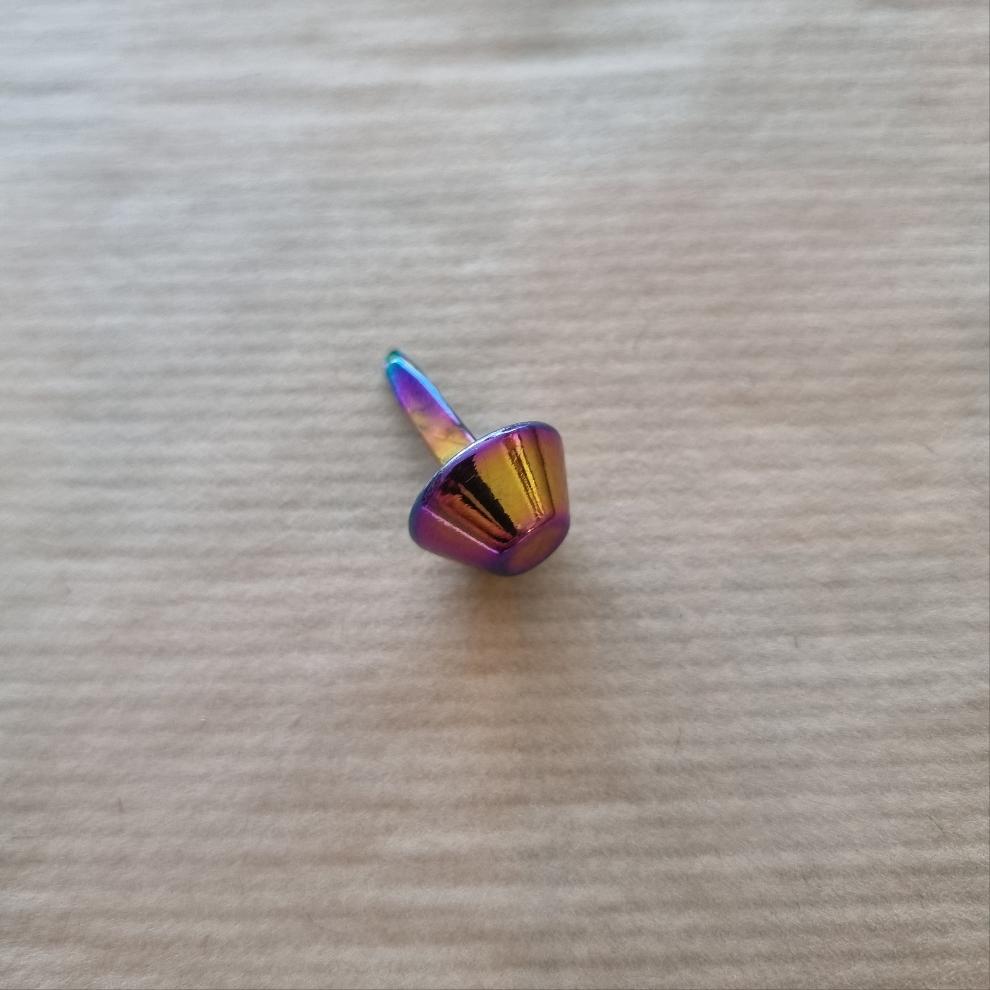 Rainbow Stud