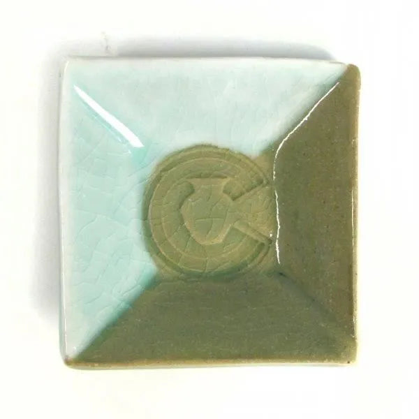 C6 Pro Series Stoneware glaze - Electric Celadon Green